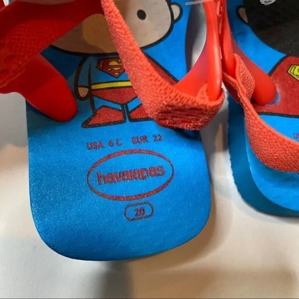 Havaianas Superman Flip Flops NWT 6C